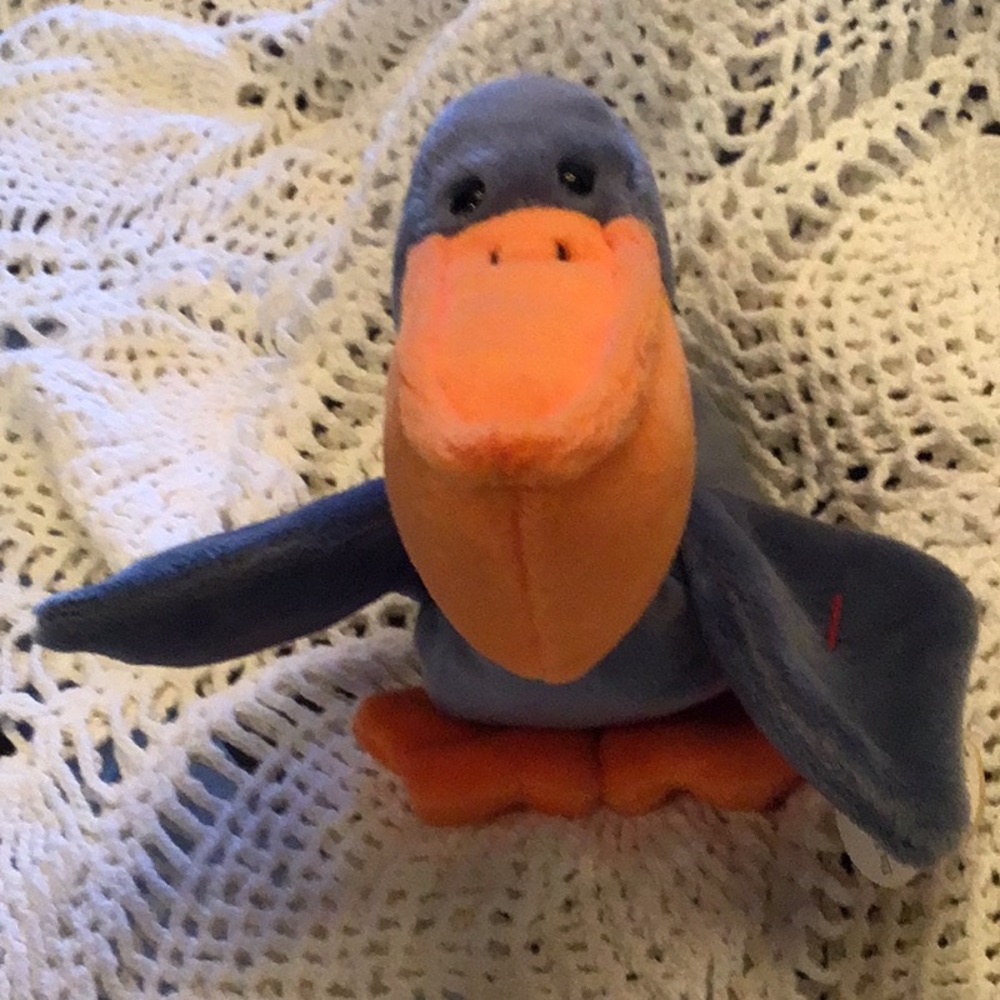 Scoop the Pelican 1996 Beanie Baby Mint Condition